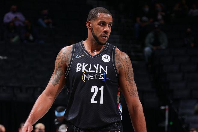 比赛场上 比赛场上