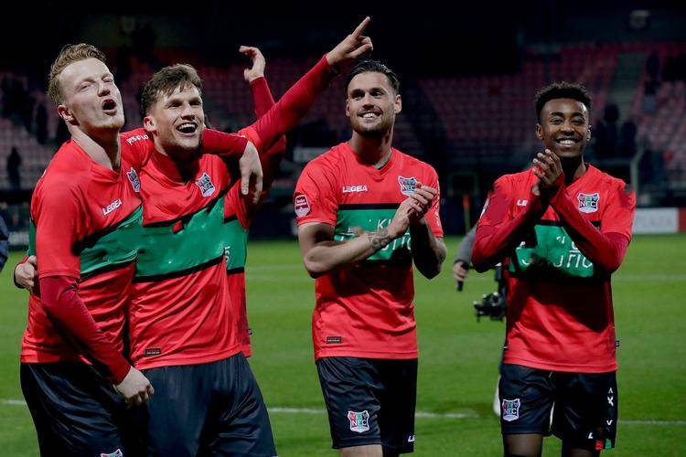 在女子10 在女子10