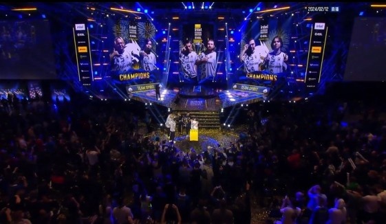 标的坚定追 标的坚定追