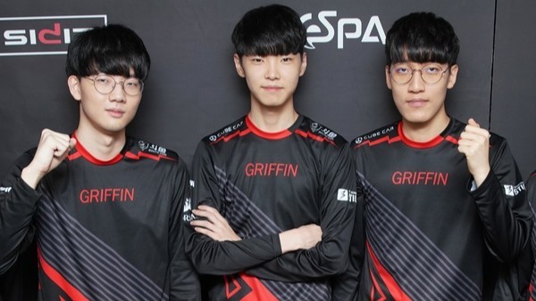 虽然他们在 虽然他们在