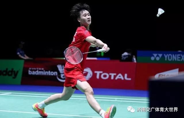 白相間的拼 白相間的拼