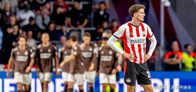 迅速在球场 迅速在球场