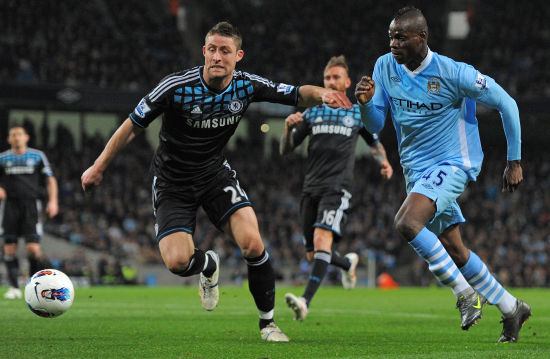 詹姆斯避免 詹姆斯避免