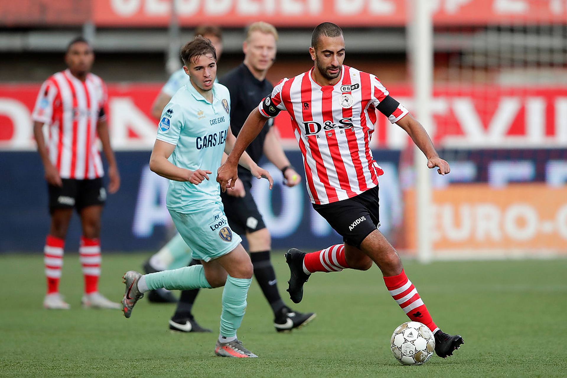 詹姆斯在第 詹姆斯在第