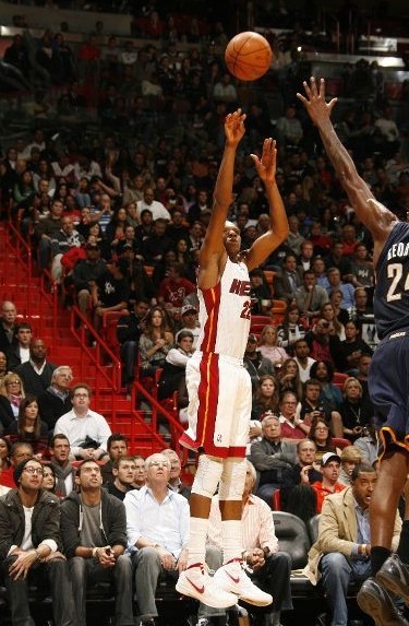 殘酷競爭 殘酷競爭